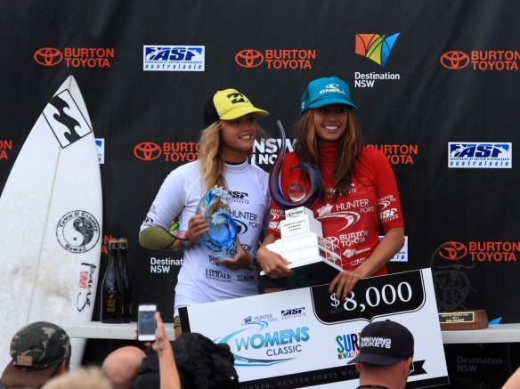 Malia Mauel and Alessa Quizon...the all Hawaiin Finalists!