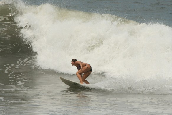 Surf El Salvador Emma Gibbons SaltyLips