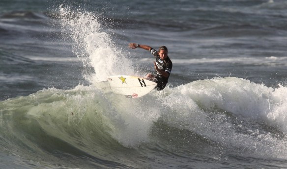 SaltyLips Surfest Courtney Conlogue surf Salty Lips