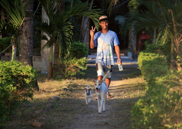 SaltyLips Womens Indo Rosary Surf Girls Indonesia Salty Lips